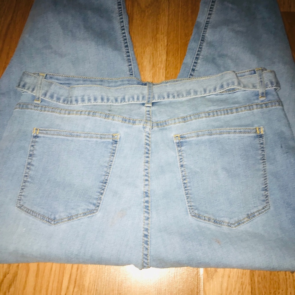 JEANS 👖 - Picture 5 of 6